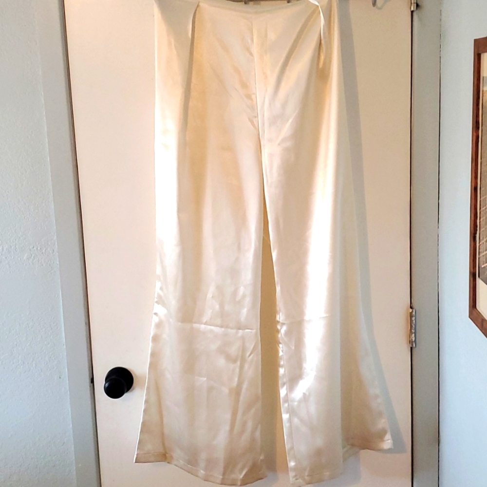 Satin sheen high waisted cream color gorgeous pants